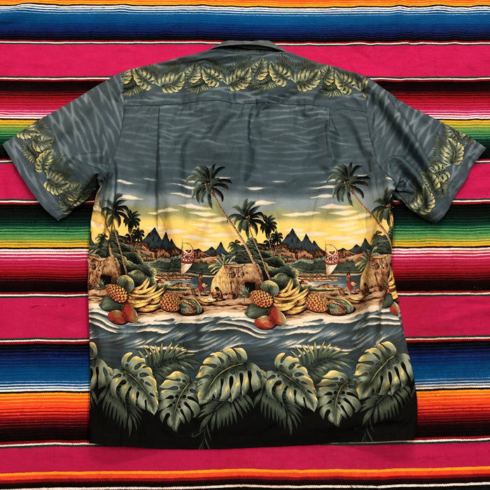 Vintage Hawaiian Shirt. X-Large