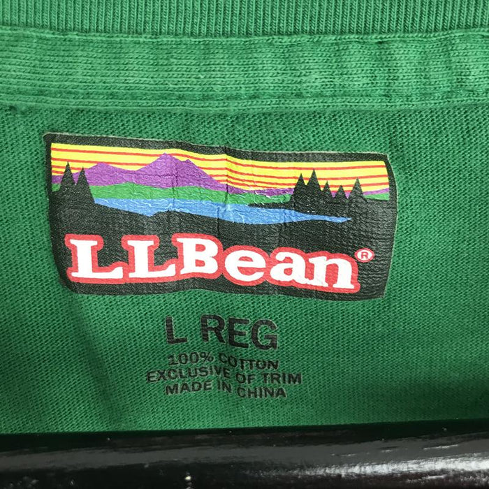 Vintage LL Bean T-Shirt. Large