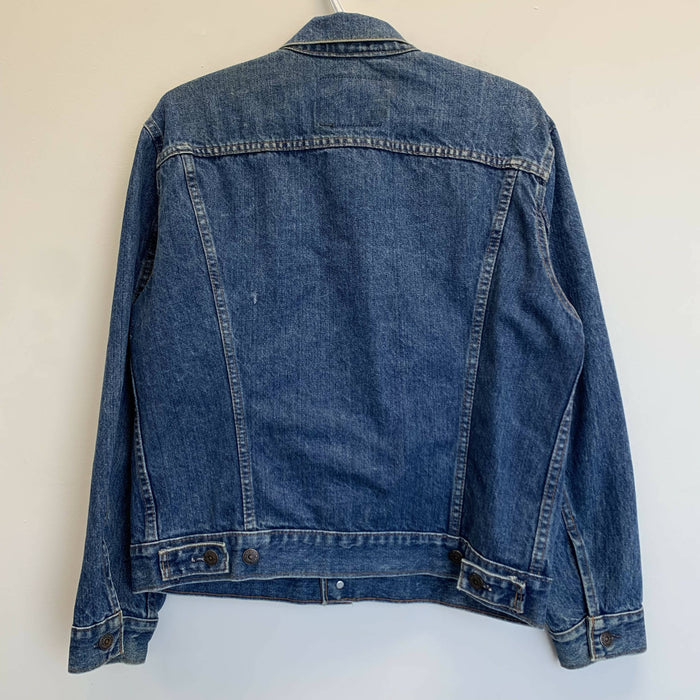 Vintage Levi’s Jacket. Medium