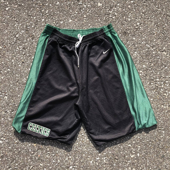 Vintage 90s Nike Boston Celtics Reversible Basketball Shorts - Medium